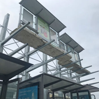 draagarmrekken voor het stapelen van bus- of tramhokjes